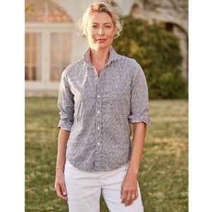 Frank & Eileen BARRY White and Gray Floral, Signature Crinkle Large